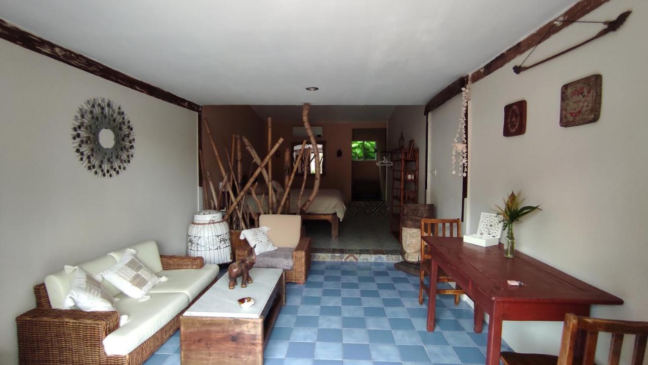 Baan Sikhao Yanui Hotel Rawai Bagian luar foto